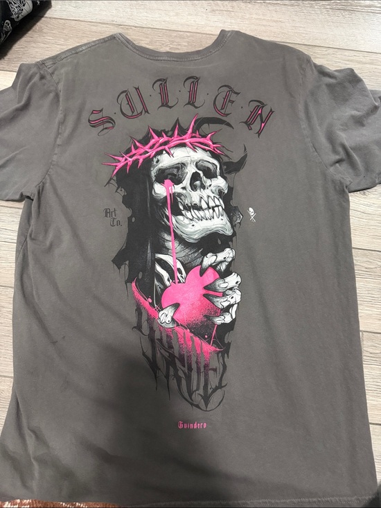 Sullen Art Collective Other - Sullen Short-Sleeve Graphic Tee in Charcoal with Pink Accents
